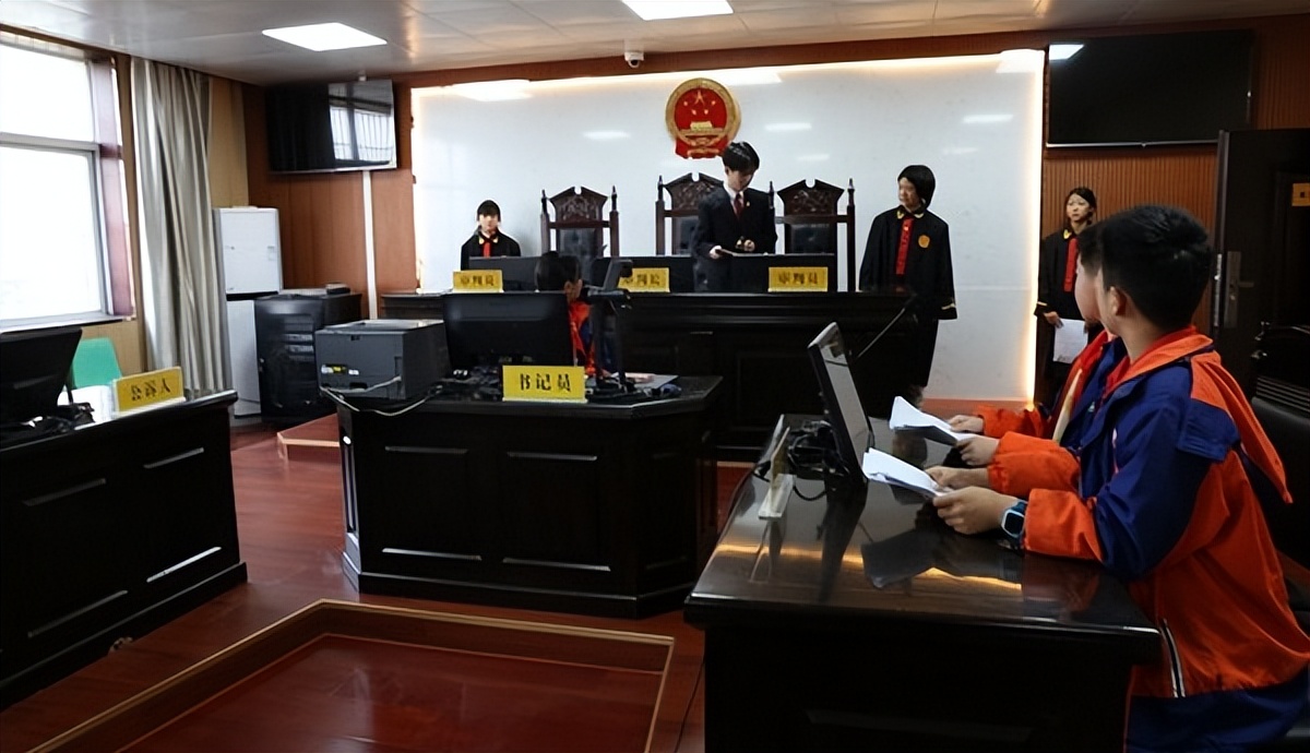 法官游戏叫什么_法官游戏_法官判官手机游戏
