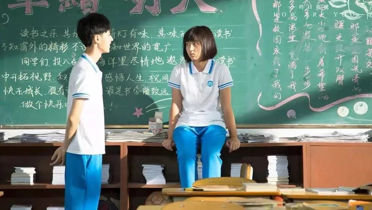 电视胆小鬼剧情_胆小鬼电视剧演员表_胆小鬼电视剧