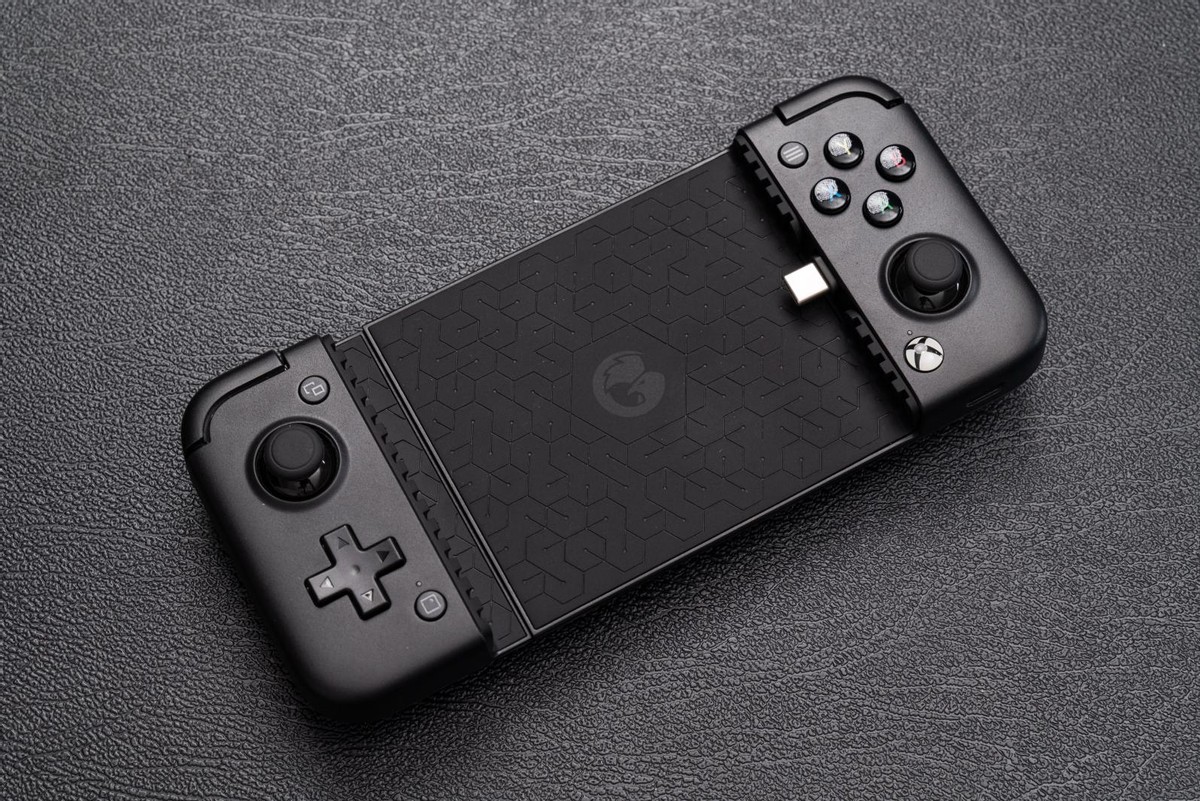 手柄玩电脑带手机游戏可以吗_手柄玩电脑带手机游戏好吗_带手柄玩电脑游戏的手机