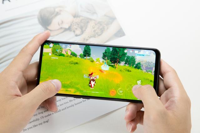 推荐打手机游戏2000元左右_2000手机打游戏推荐_推荐打手机游戏2000左右