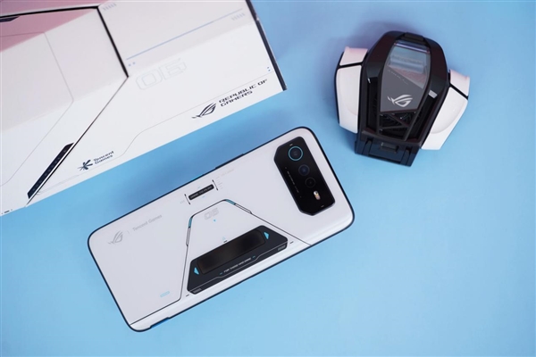 rog6游戏手机6-ROG6 游戏手机 6：屏幕刷新率 16
