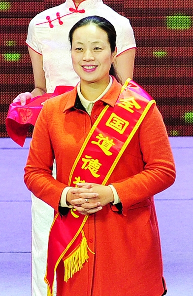 麻花小野家手镯是不是真的_麻花小野_小野麻里亜