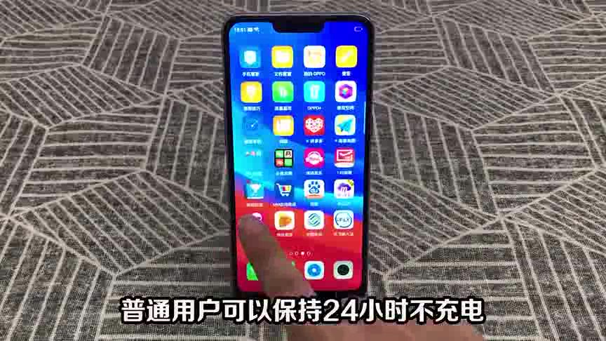 鸡吃米游戏_百元手机如何玩吃鸡游戏_小鸡吃鸡