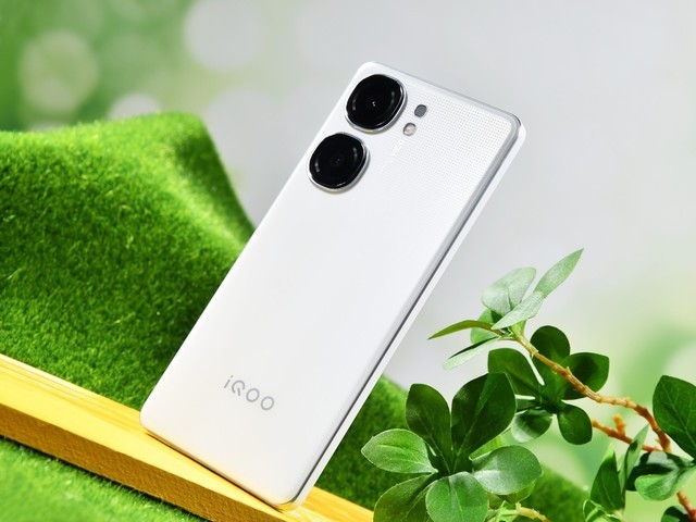 直播手机游戏怎么投屏到电脑_直播手机游戏需要什么软件_iqoo手机直播游戏