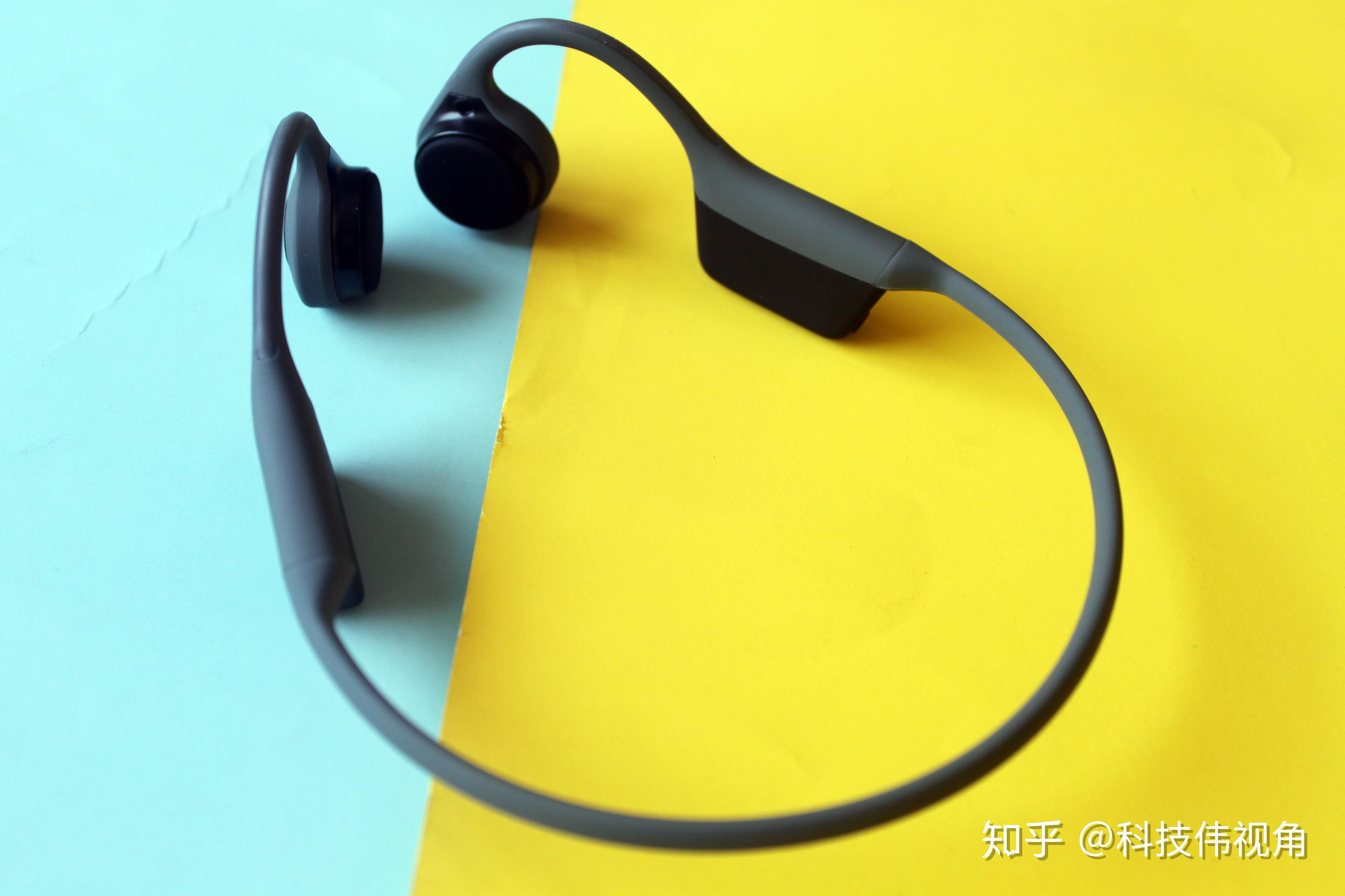 蓝牙耳机没电了还能连接吗_蓝牙耳机能连上电脑连不上手机_连蓝牙耳机还能插耳机吗