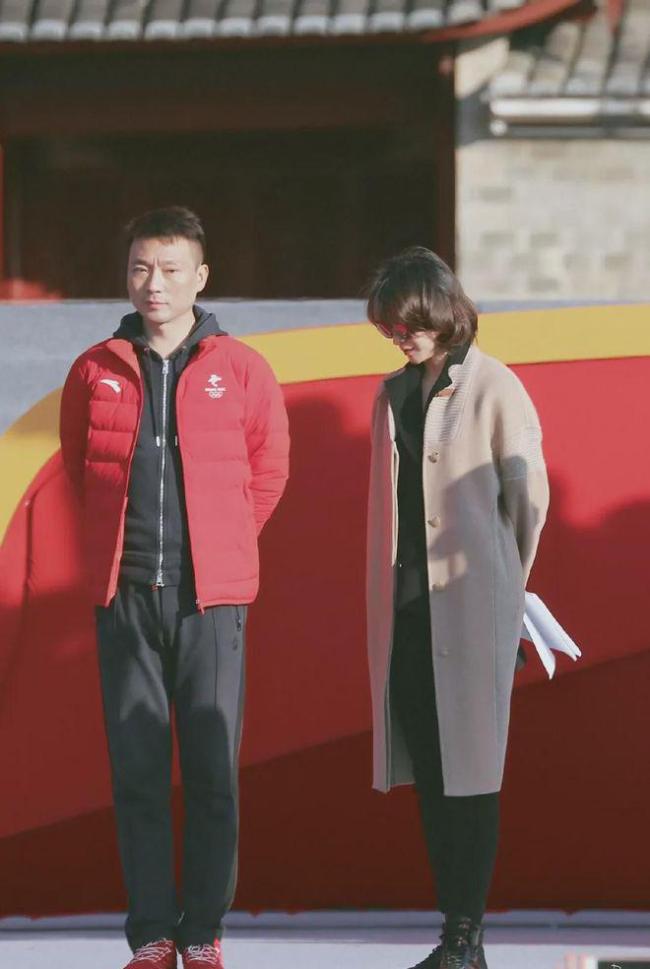 美国达人秀胶带脸_秀脸_小咖秀肉脸公举