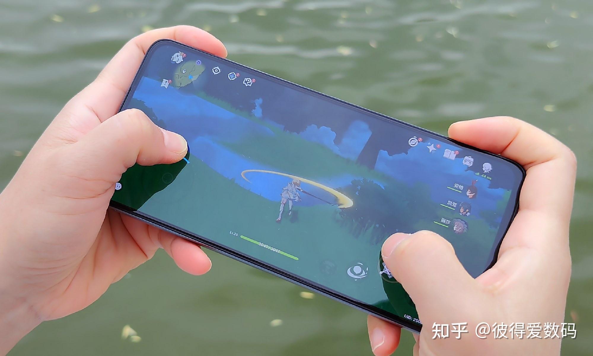 oppo手机最新游戏手机-OPPO 最新游戏手机：外观酷炫、