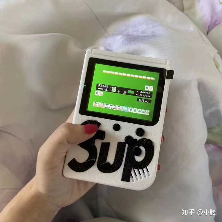 游戏手机能玩什么游戏_手机可玩游戏_八百多的游戏机手机能用吗