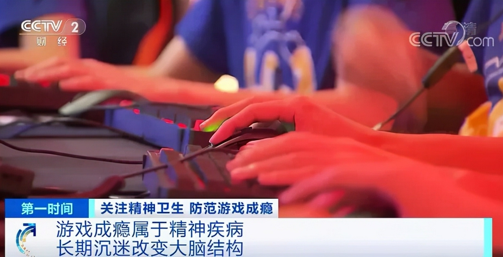 旧翻盖手机游戏有哪些_老式翻盖手机小游戏_翻盖手机旧游戏