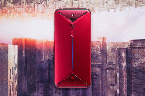 手机吃鸡游戏配置推荐_手机吃鸡类游戏_吃鸡配置最高的游戏手机