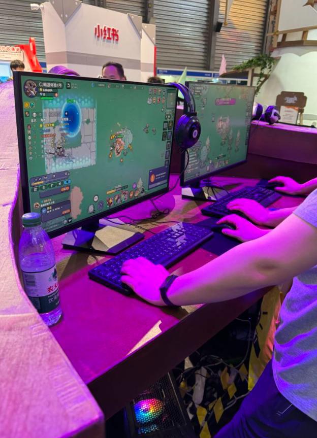 玩手机游戏卡屏是什么原因_玩游戏很卡手机_大屏手机玩游戏卡顿怎么办